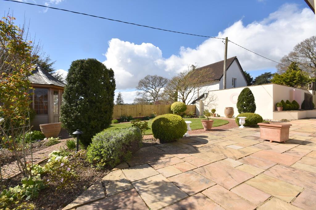 2 The Oaklands, Pen-Y-Turnpike Road, Dinas Powys, CF64 4HH
